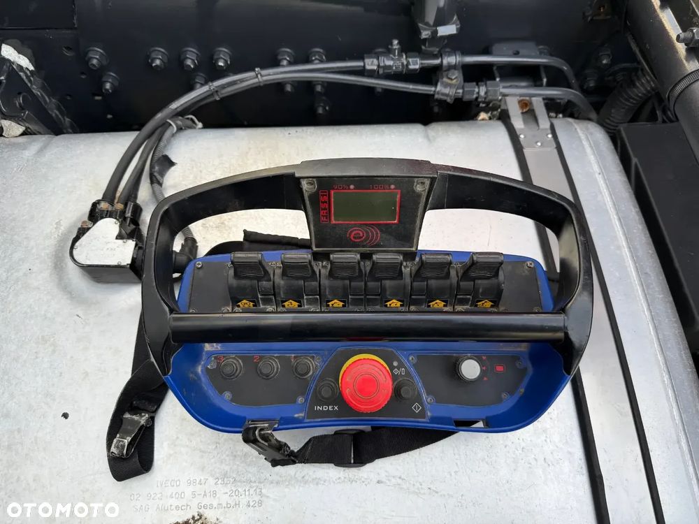 Iveco STRALIS 330 / 4x2 / FASSI F135 / WYWROTKA - 22