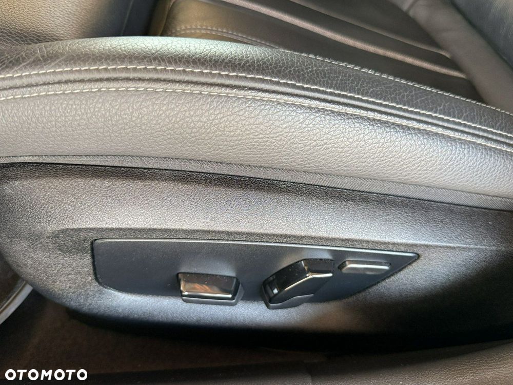 BMW Seria 5 - 13