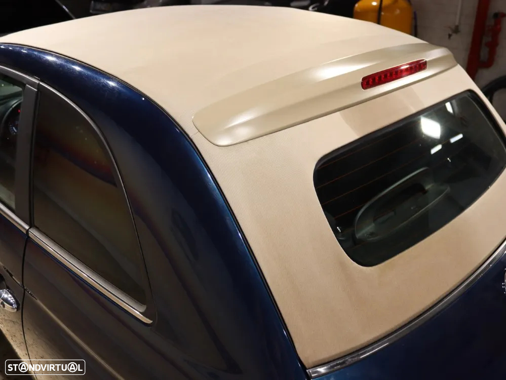 Fiat 500C 1.0 Hybrid Lounge - 32