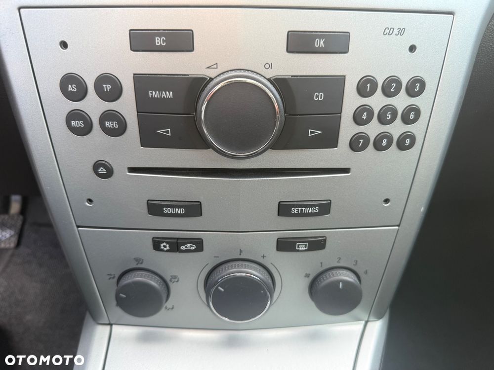 Opel Astra - 23