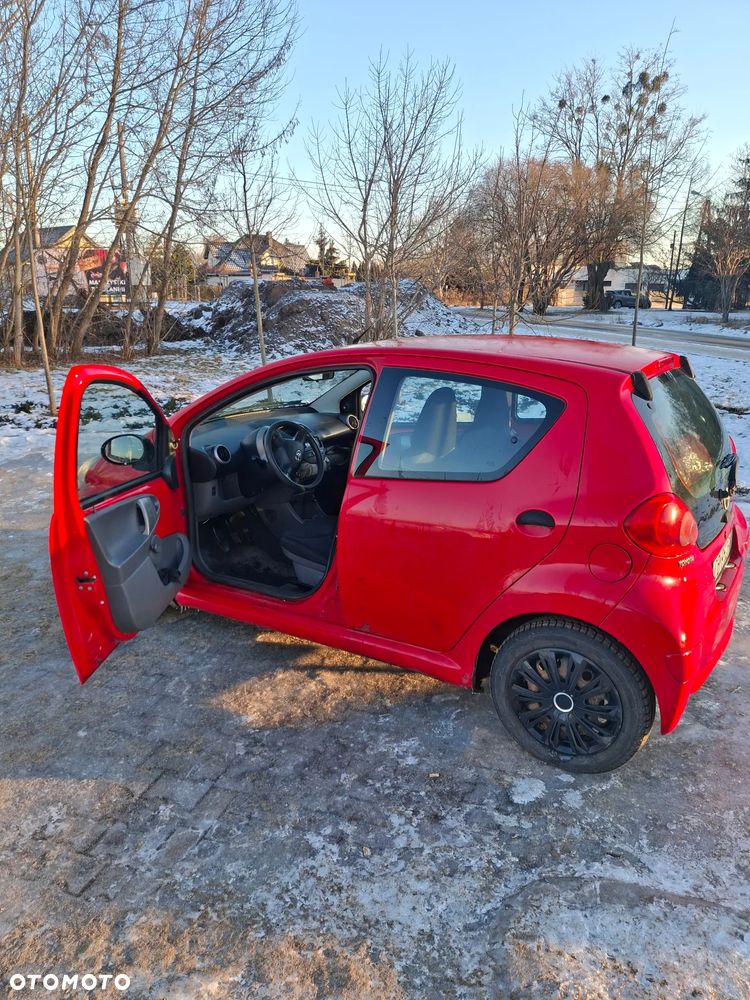Toyota Aygo - 4