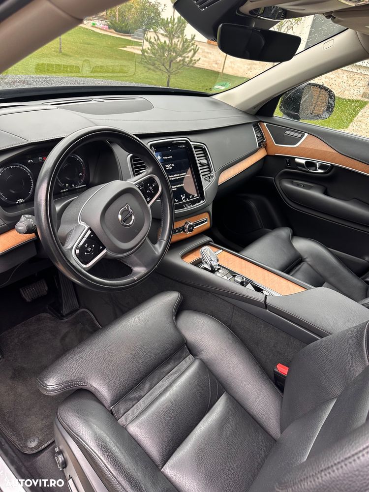 Volvo XC 90 - 3