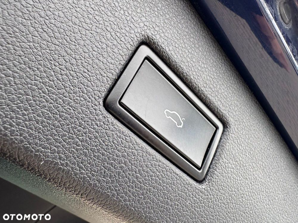 Volkswagen Tiguan - 20
