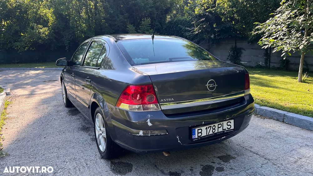 Opel Astra 1.6i Enjoy - 6