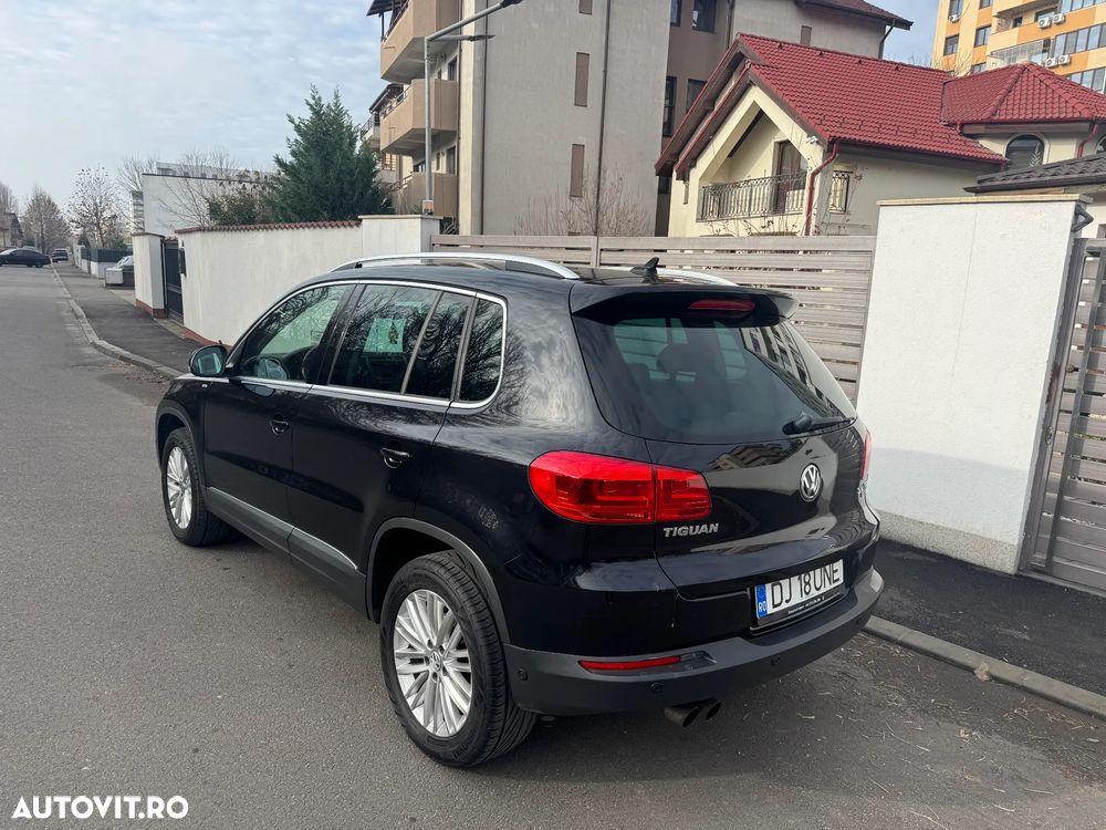 Volkswagen Tiguan 2.0 TDI 4Motion DSG Sport & Style - 3