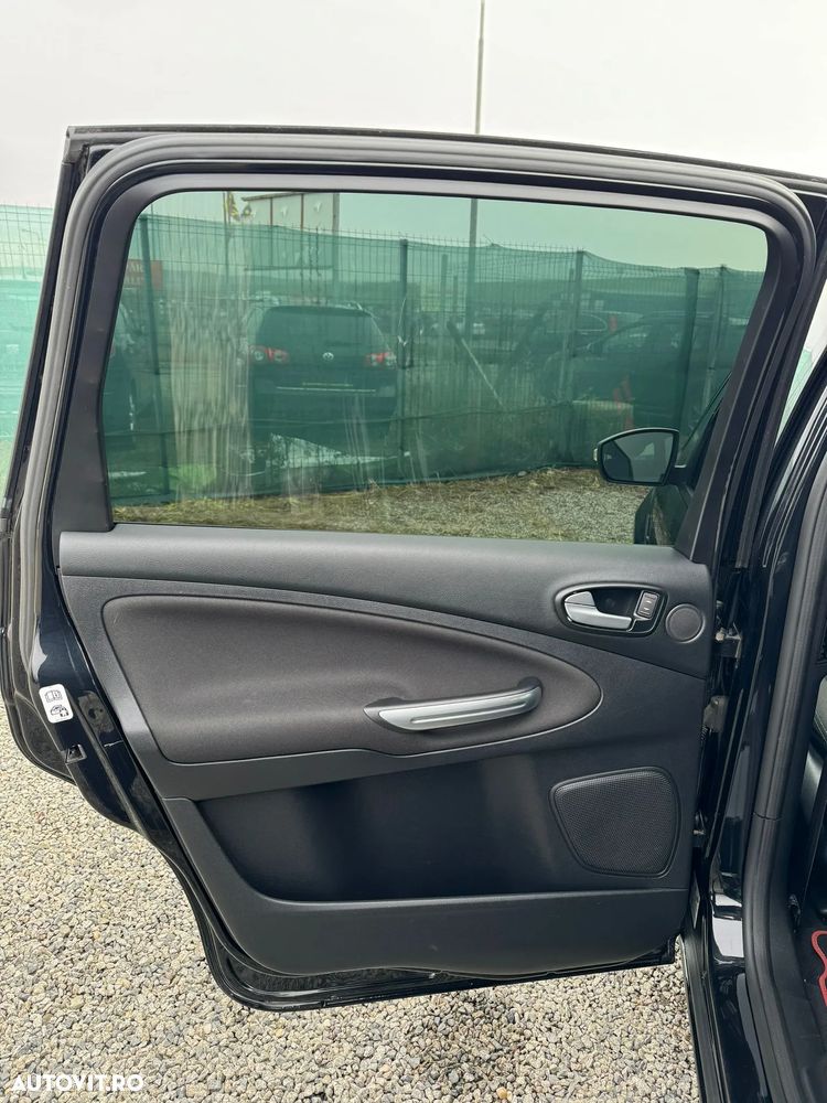 Ford S-Max 2.0 TDCi Powershift Titanium - 29