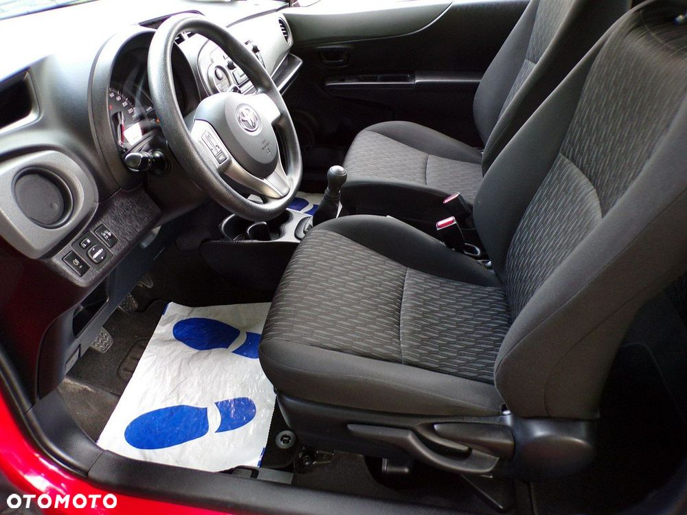 Toyota Yaris - 18