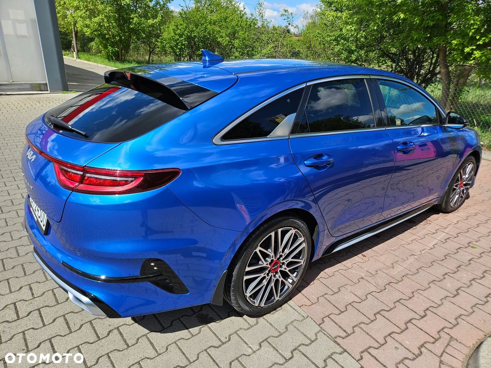 Kia ProCeed - 10