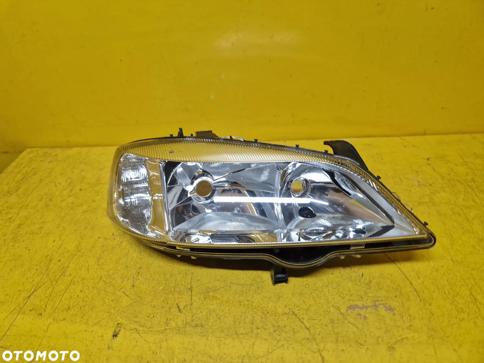OPEL ASTRA G LAMPA PRZOD PRAWA 093175371RH - 1