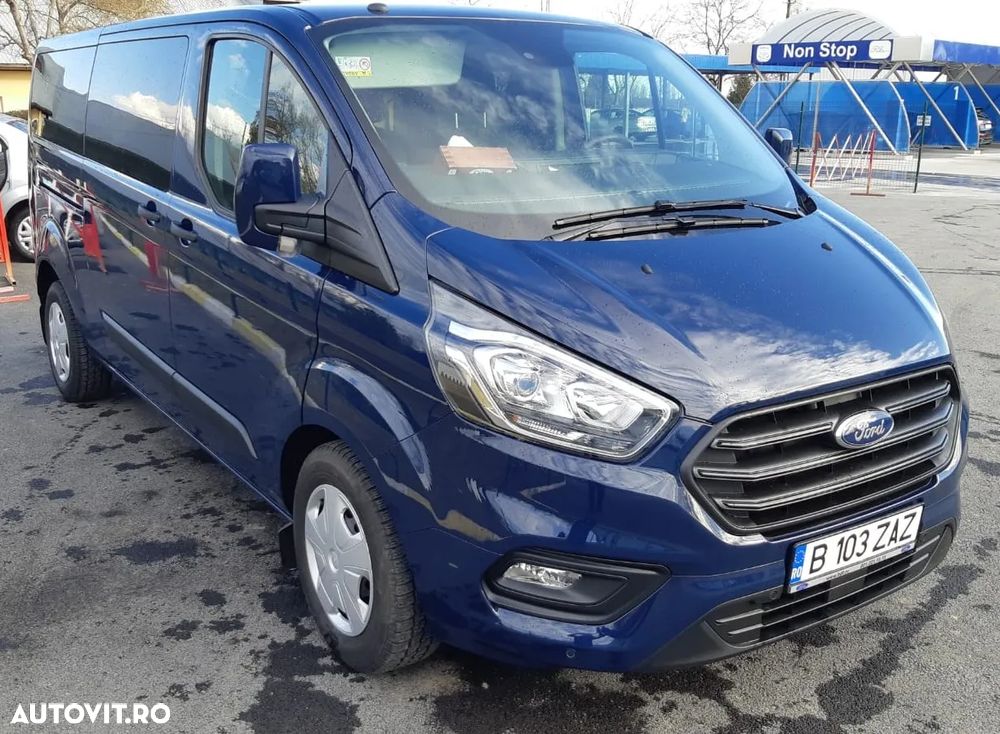 Ford Transit Custom Kombi 320 2.0 EcoBlue 130 CP L2H1 Trend Aut. - 2