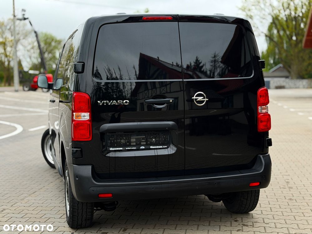 Opel Vivaro - 17
