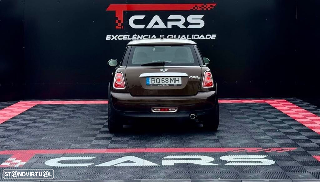MINI 3 Portas Cooper D - 5