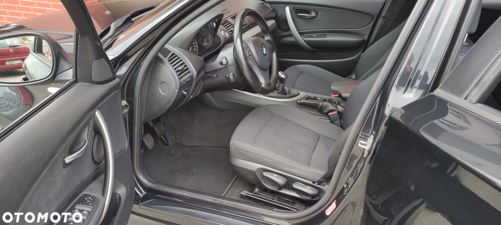 BMW Seria 1 118d - 9
