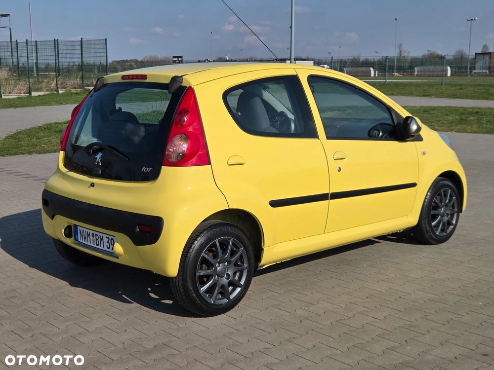 Peugeot 107 70 2-Tronic Filou - 5