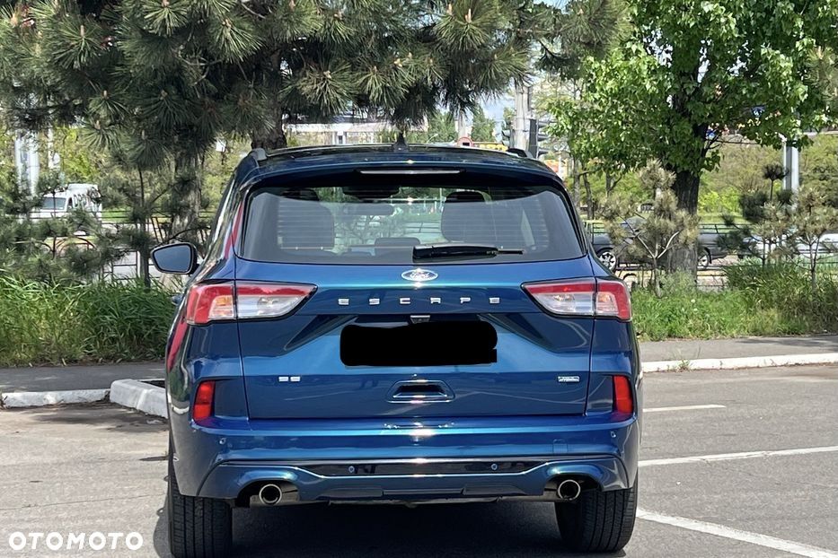 Ford Kuga 2.5 FHEV AWD Titanium - 3