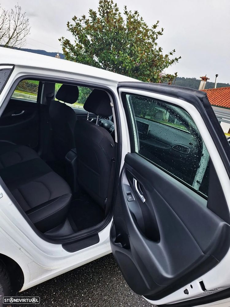 Hyundai i30 1.6 CRDI STyle - 22