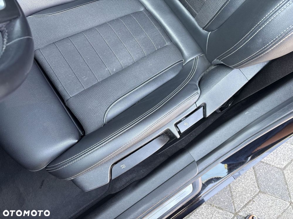 BMW Seria 3 320i Sport Line - 12