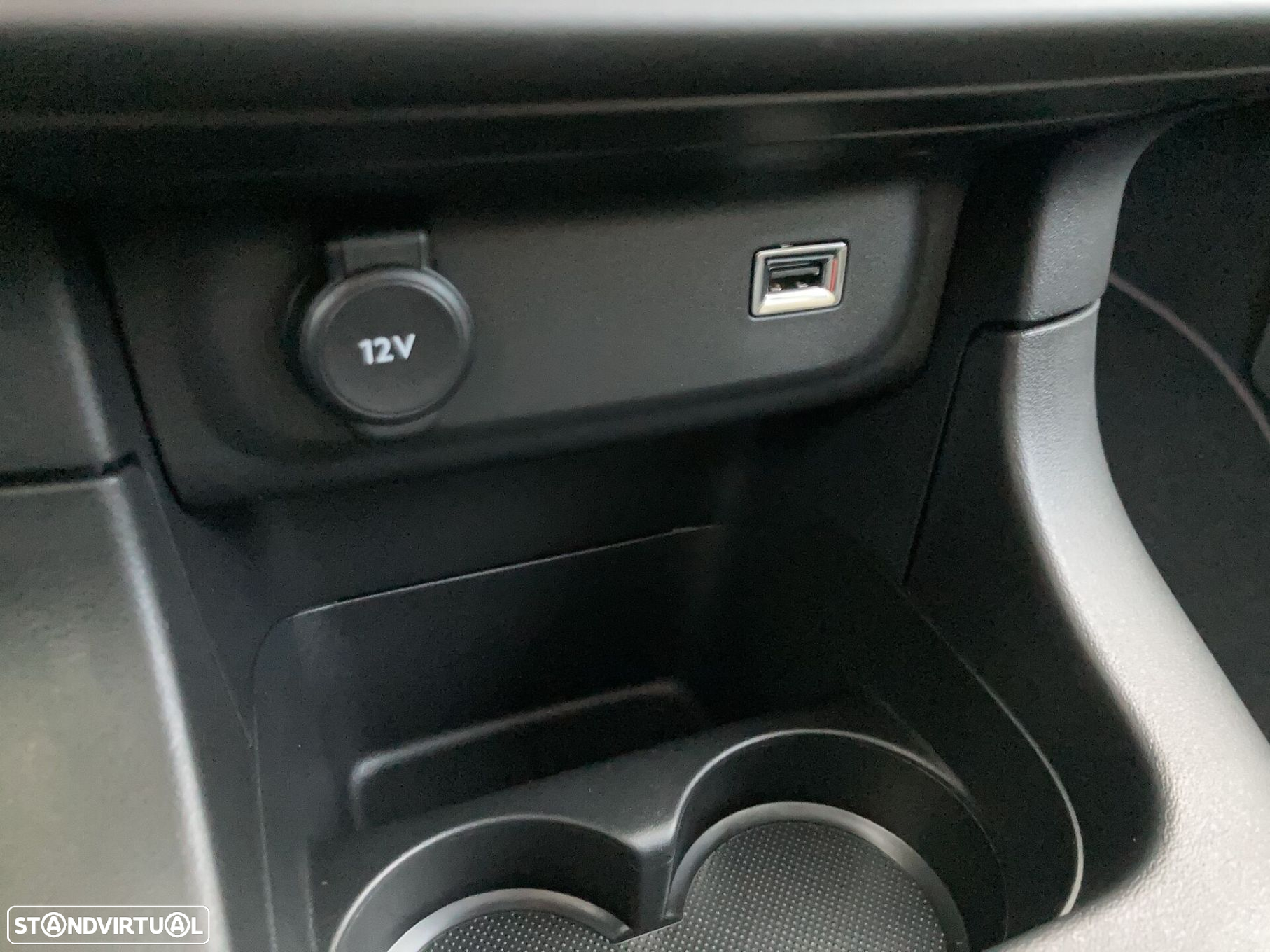 Citroën C3 1.2 PureTech C-Series - 25