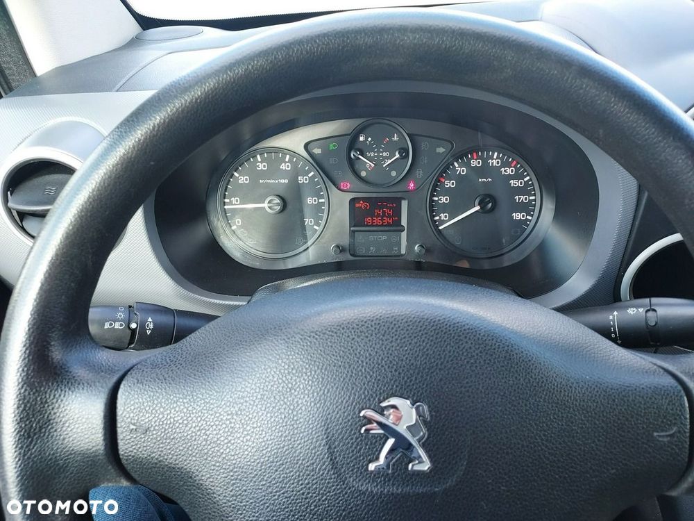 Peugeot Partner - 13
