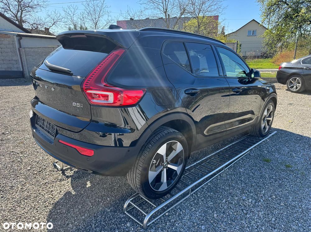 Volvo XC 40 B5 AWD Ultimate Dark - 5