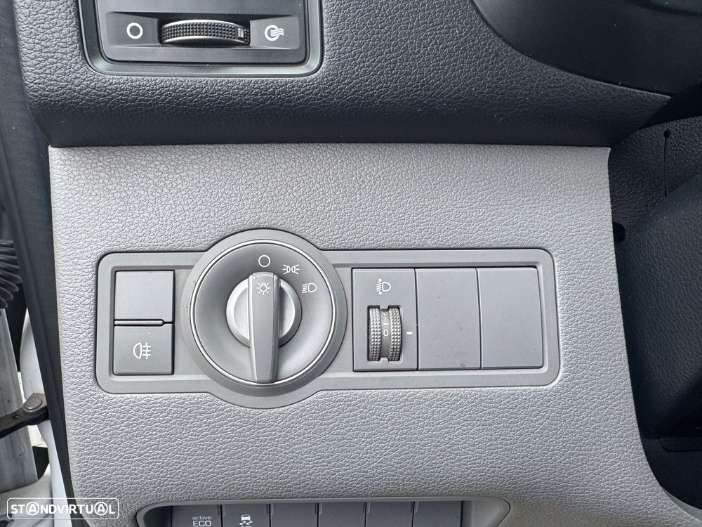 Hyundai H350 2.5 CRDi LWB Access - 11