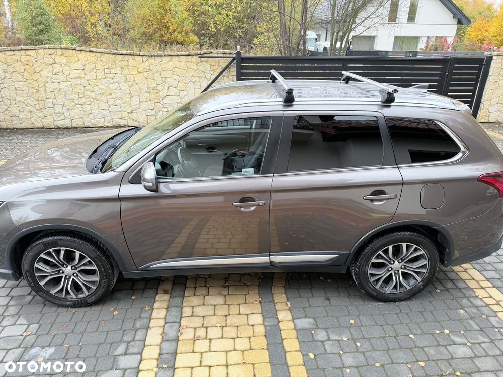 Mitsubishi Outlander - 7