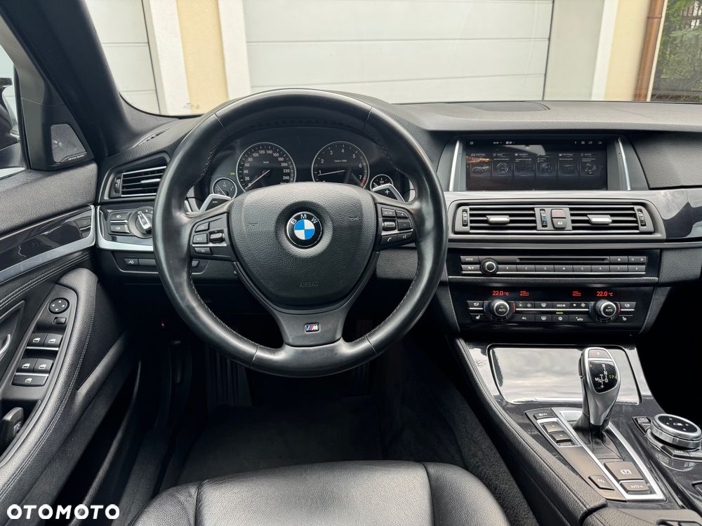 BMW Seria 5 535i - 27