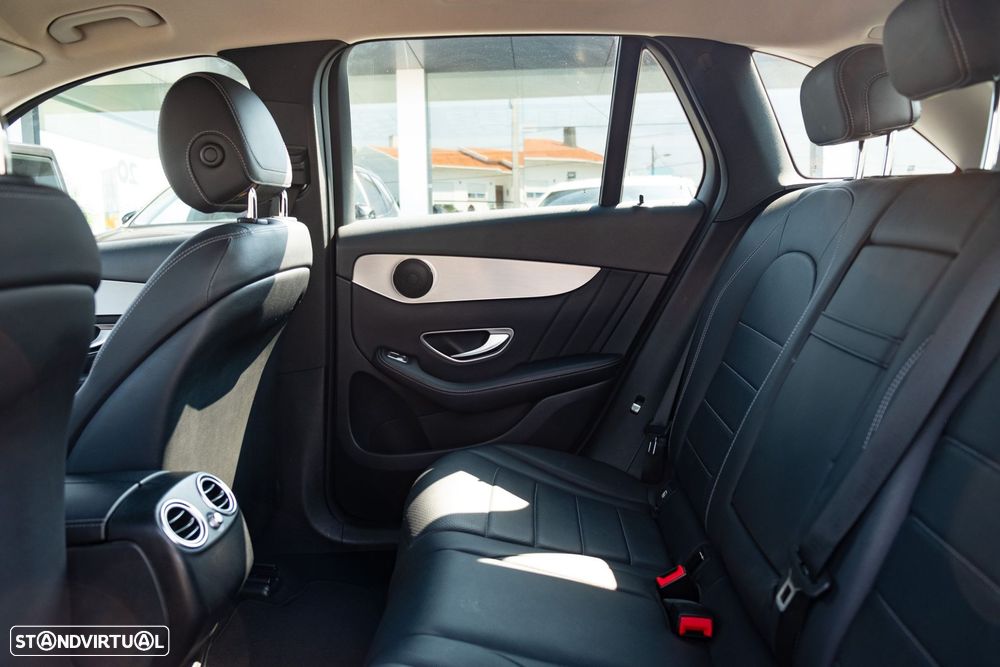 Mercedes-Benz GLC 250 d AMG Line 4-Matic - 38