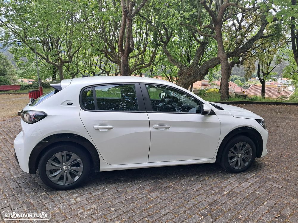 Peugeot e-208 Allure Pack - 15