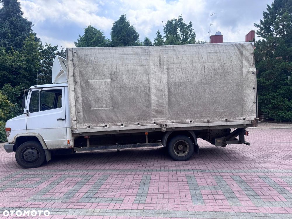Mercedes-Benz VARIO 814D - 2
