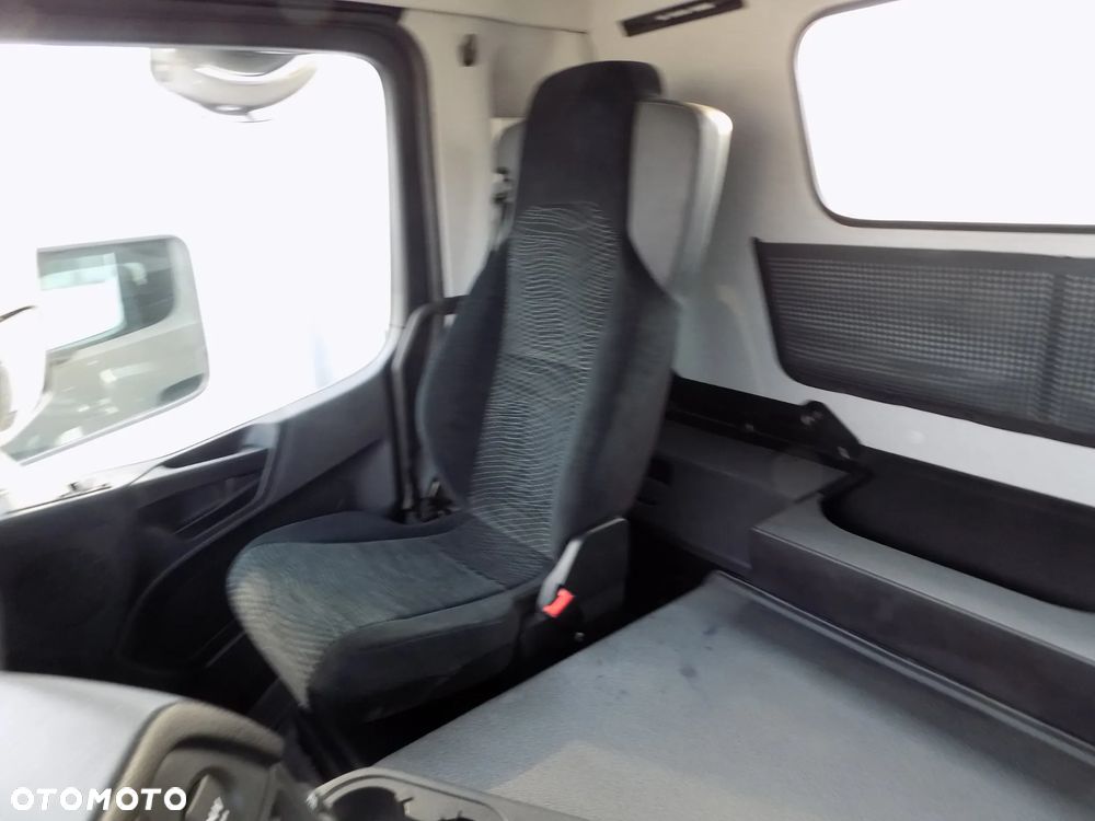 Mercedes-Benz 3240 AROCS/LIEBHERR/ - 24