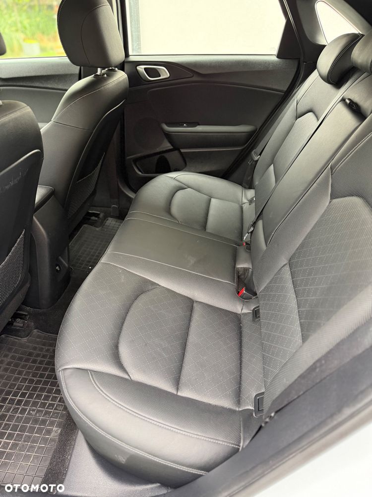 Kia Ceed 1.5 T-GDI L - 22