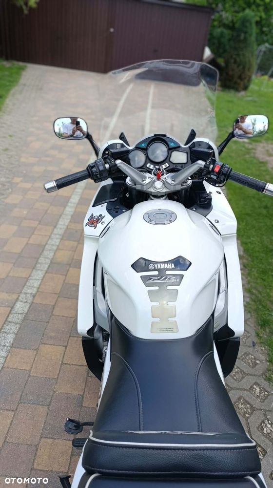 Yamaha FJR - 4