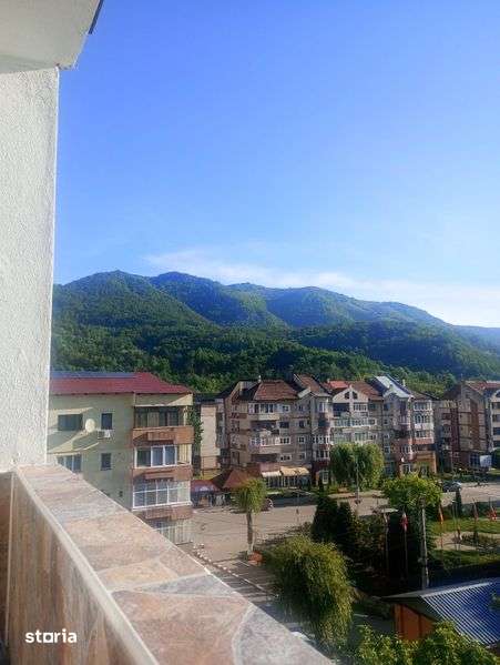 Vând apartament in Uricani — fotografia 1