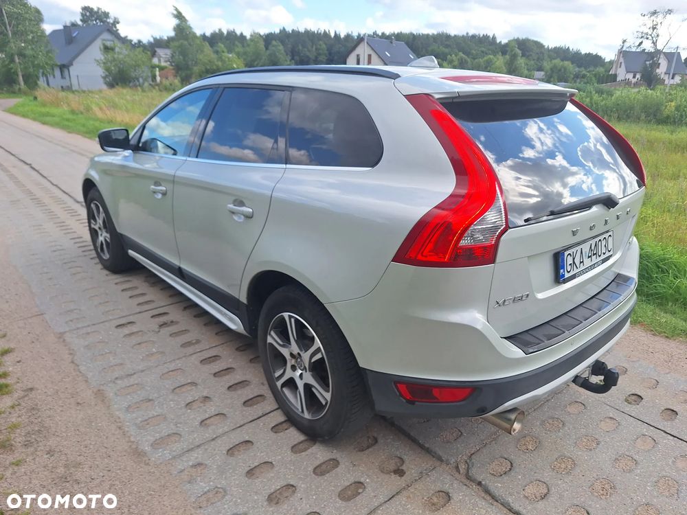 Volvo XC 60 2.4D Momentum - 5
