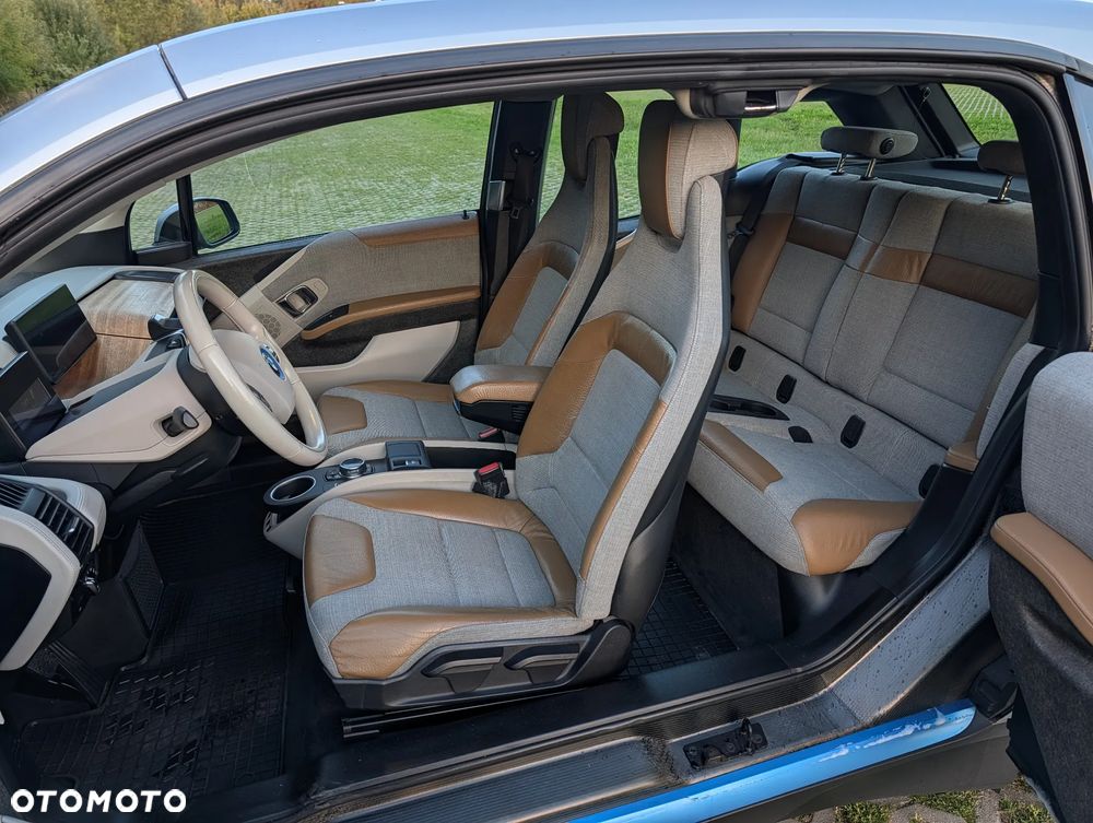 BMW i3 (Range Extender) - 16