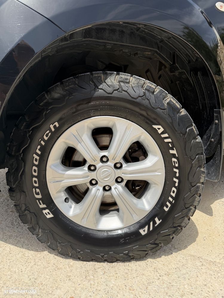 Nissan Navara 2.3 dCi CD 4WD Tekna - 3