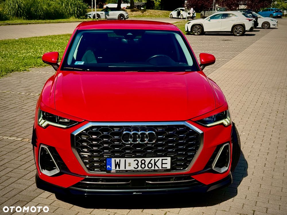 Audi Q3 Sportback - 13
