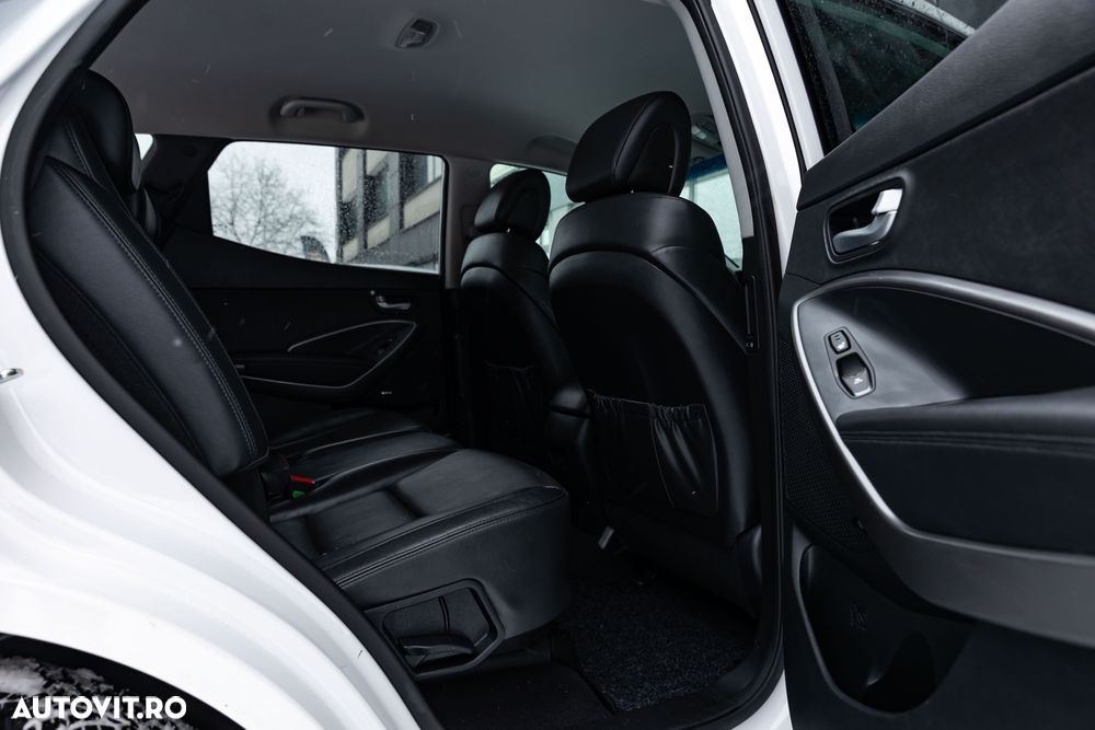 Hyundai Santa Fe 2.2 CRDi 4WD Automatik SEVEN Premium - 9