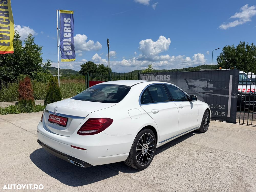 Mercedes-Benz E 300 d Aut. - 8