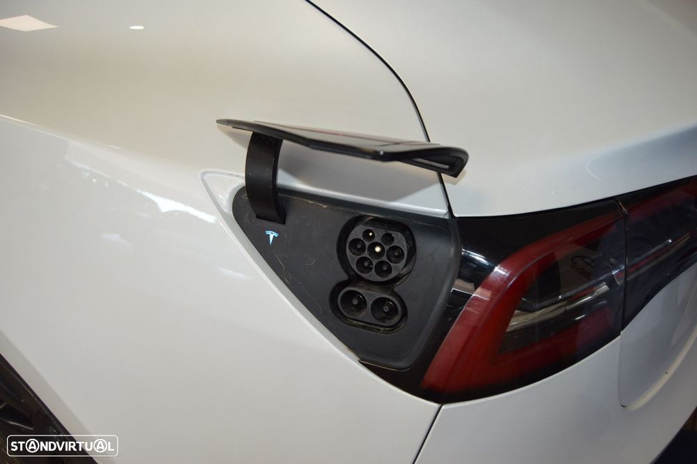 Tesla Model 3 Standard Range Plus RWD - 14