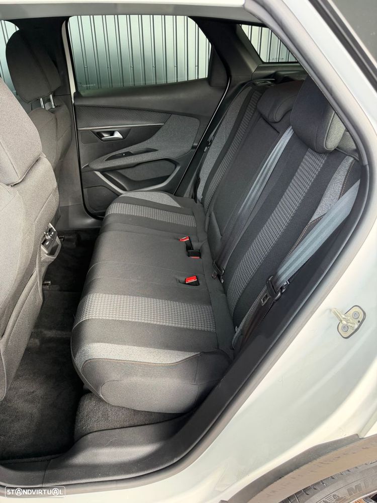 Peugeot 3008 PureTech 130 Stop & Start GPF EAT8 Active Business-Pack - 15