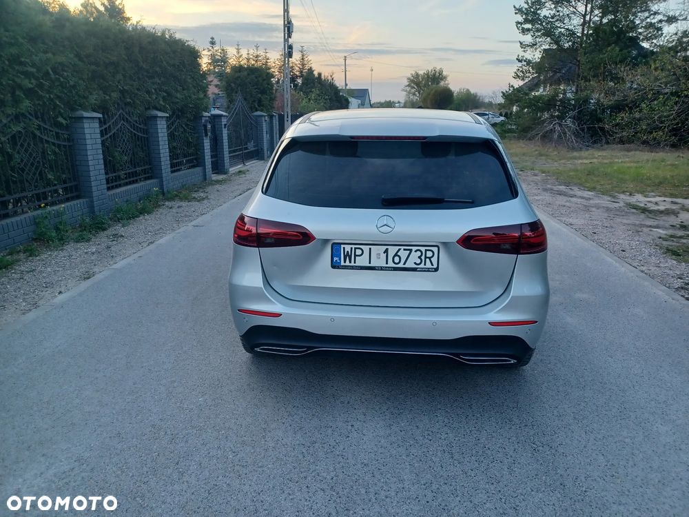 Mercedes-Benz Klasa B 180 7G-DCT Progressive - 15