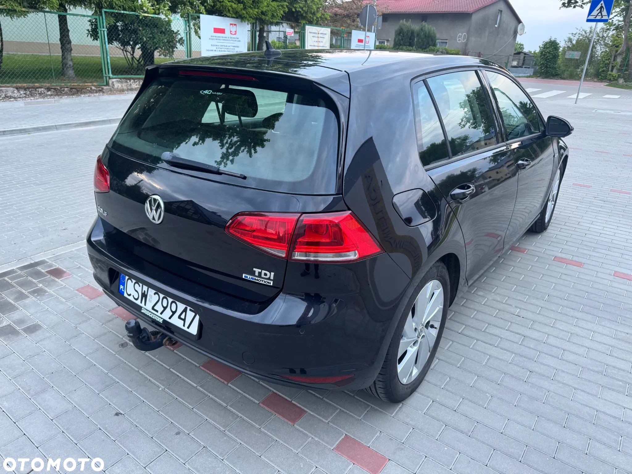 Volkswagen Golf 1.6 TDI BlueMotion Comfortline - 5