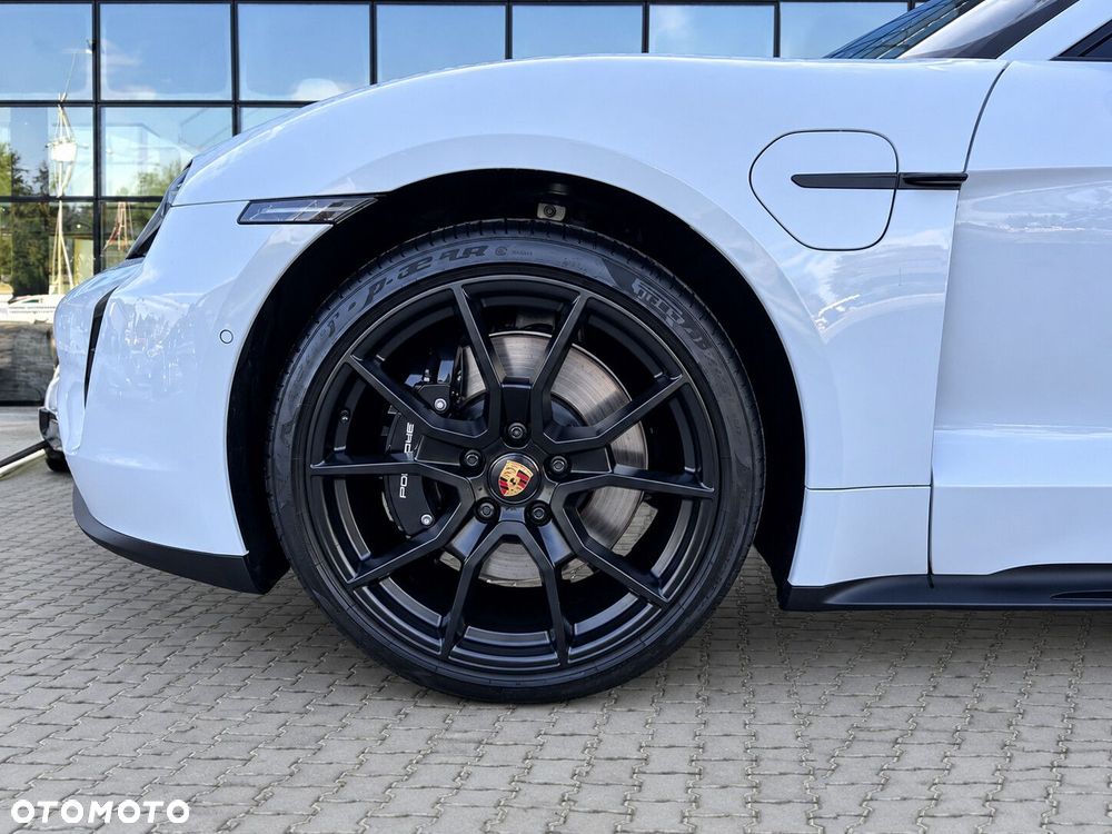 Porsche Taycan 2023 photo 4