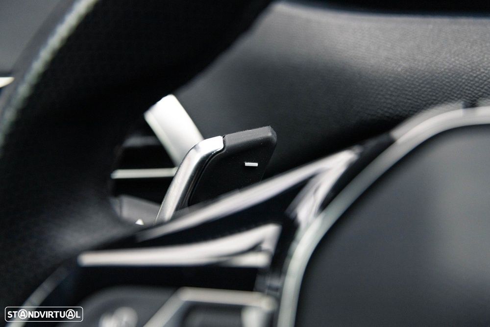 Peugeot 3008 1.6 Hybrid GT e-EAT8 - 38