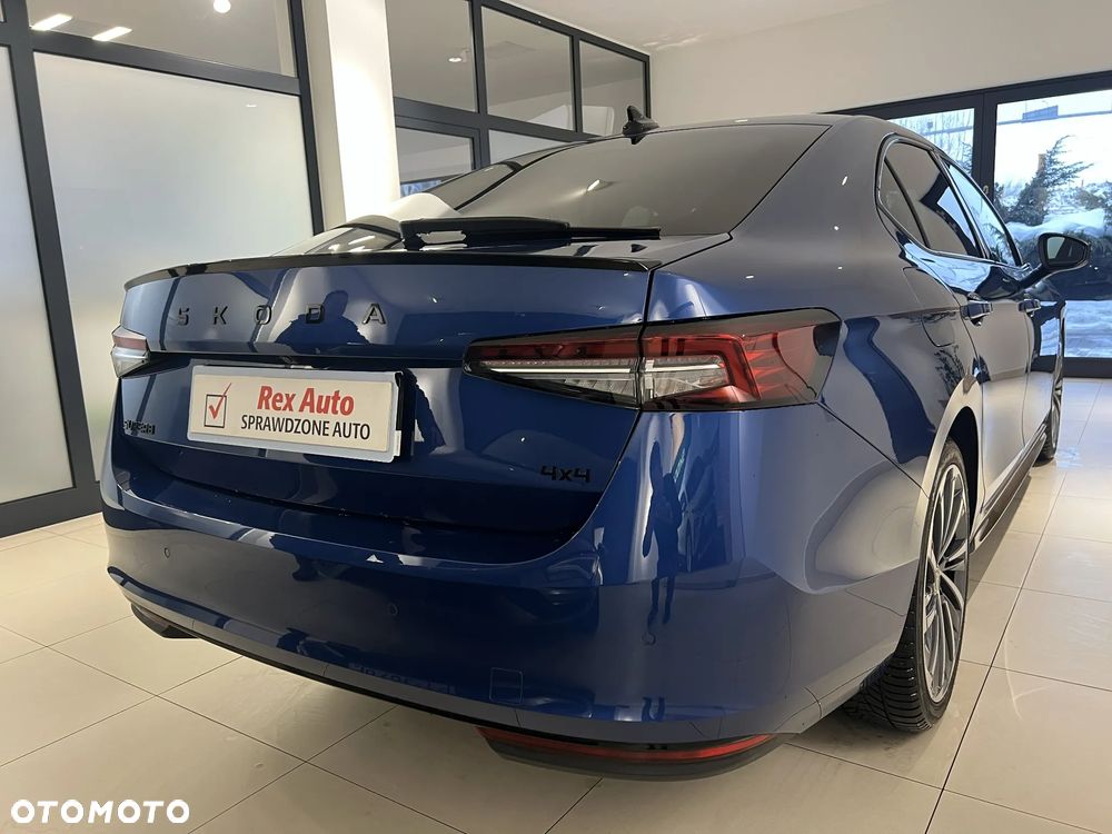 Skoda Superb 2.0 TDI SCR 4x4 Sportline DSG - 10