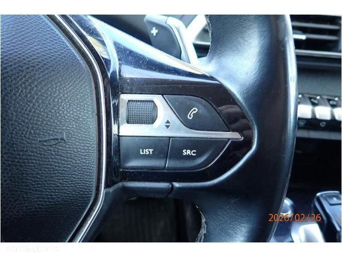 Peugeot 3008 1.6 BlueHDi Allure S&S EAT6 - 21