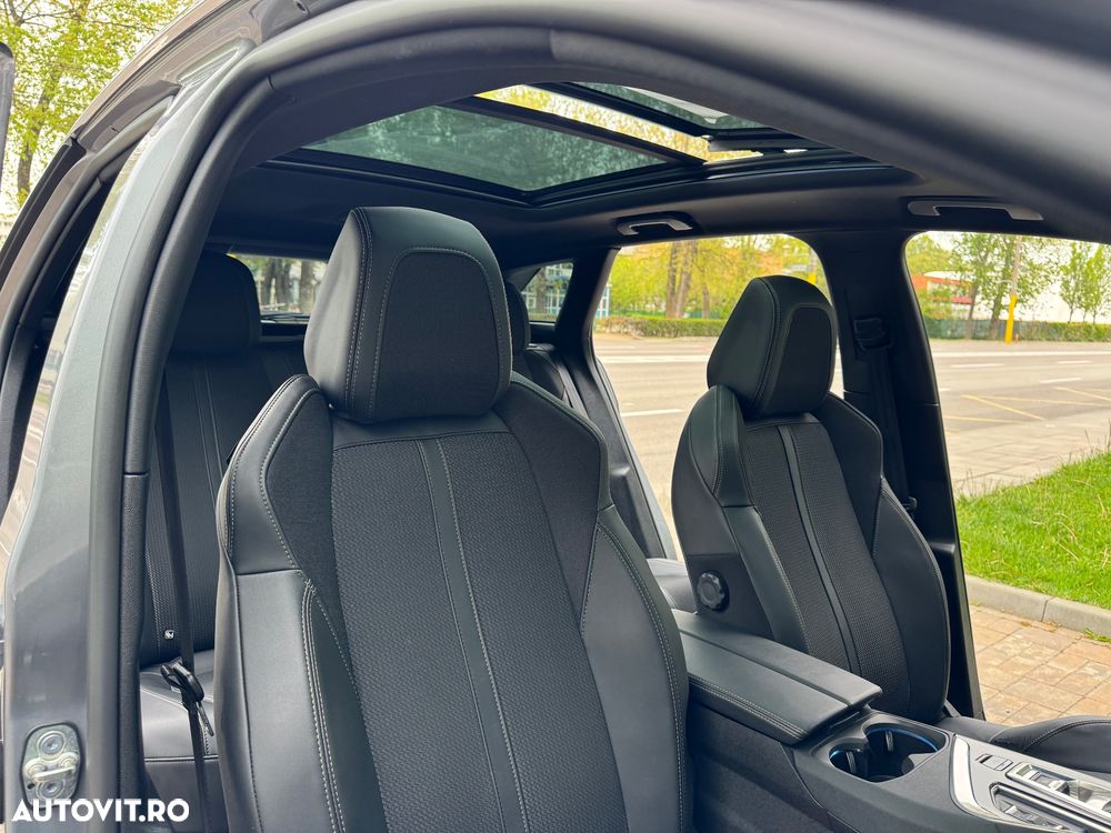 Peugeot 3008 PHEV EAT8 4X4 GT Pack - 32