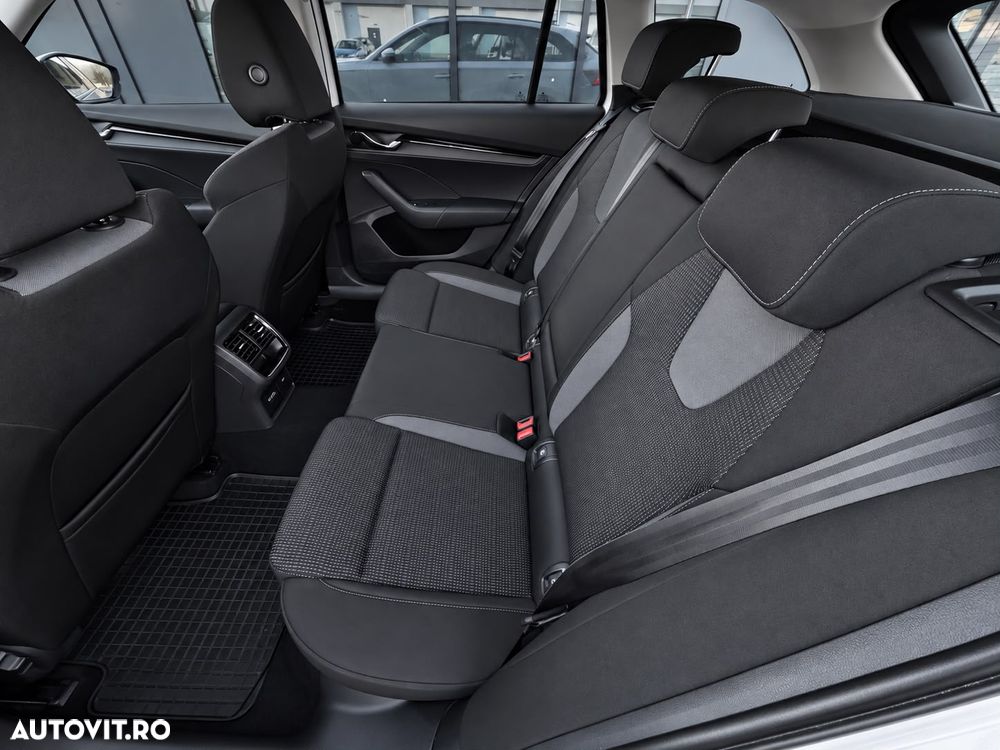 SKODA Octavia 2022 — imagine 9